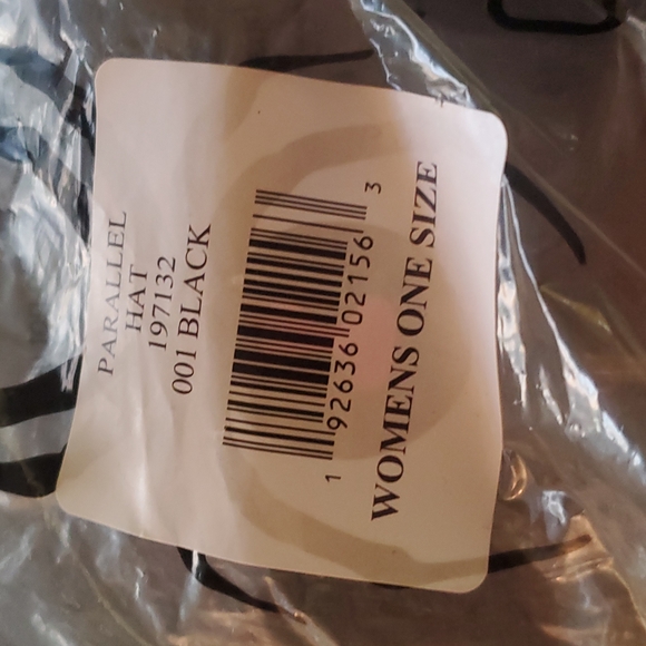 SPYDER PARALLEL - BEANIE - WOMEN'S - BLACK - Picture 8 of 8